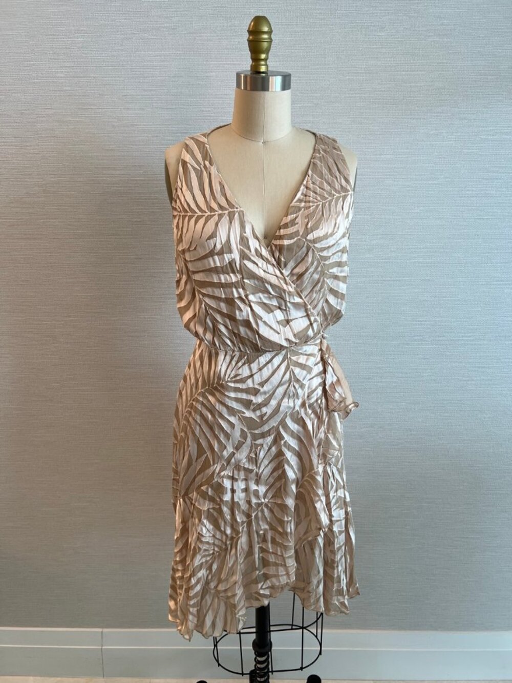 Valentino Miss V Palm Leaf Burnout Wrap Dress V Neck Italy 42 10